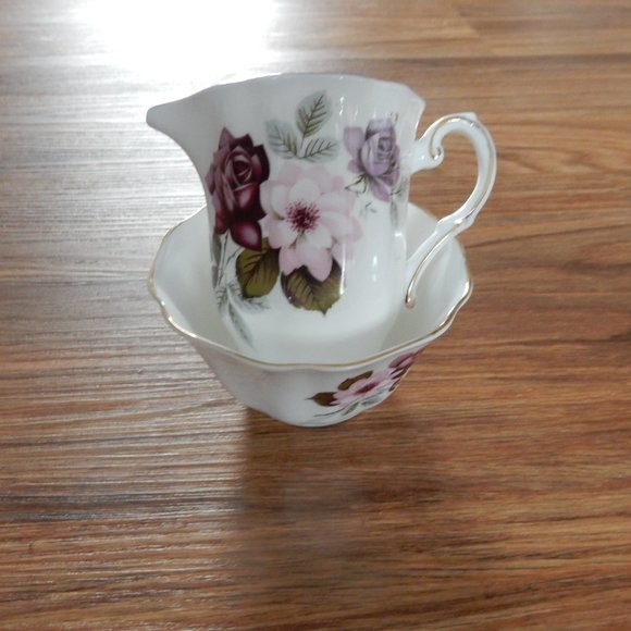 china cream & sugar - Picture 1 of 4